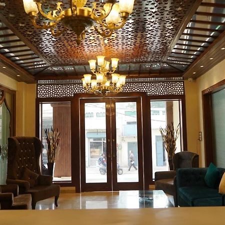 Hotel Sukh Mehal Jalandhar Buitenkant foto
